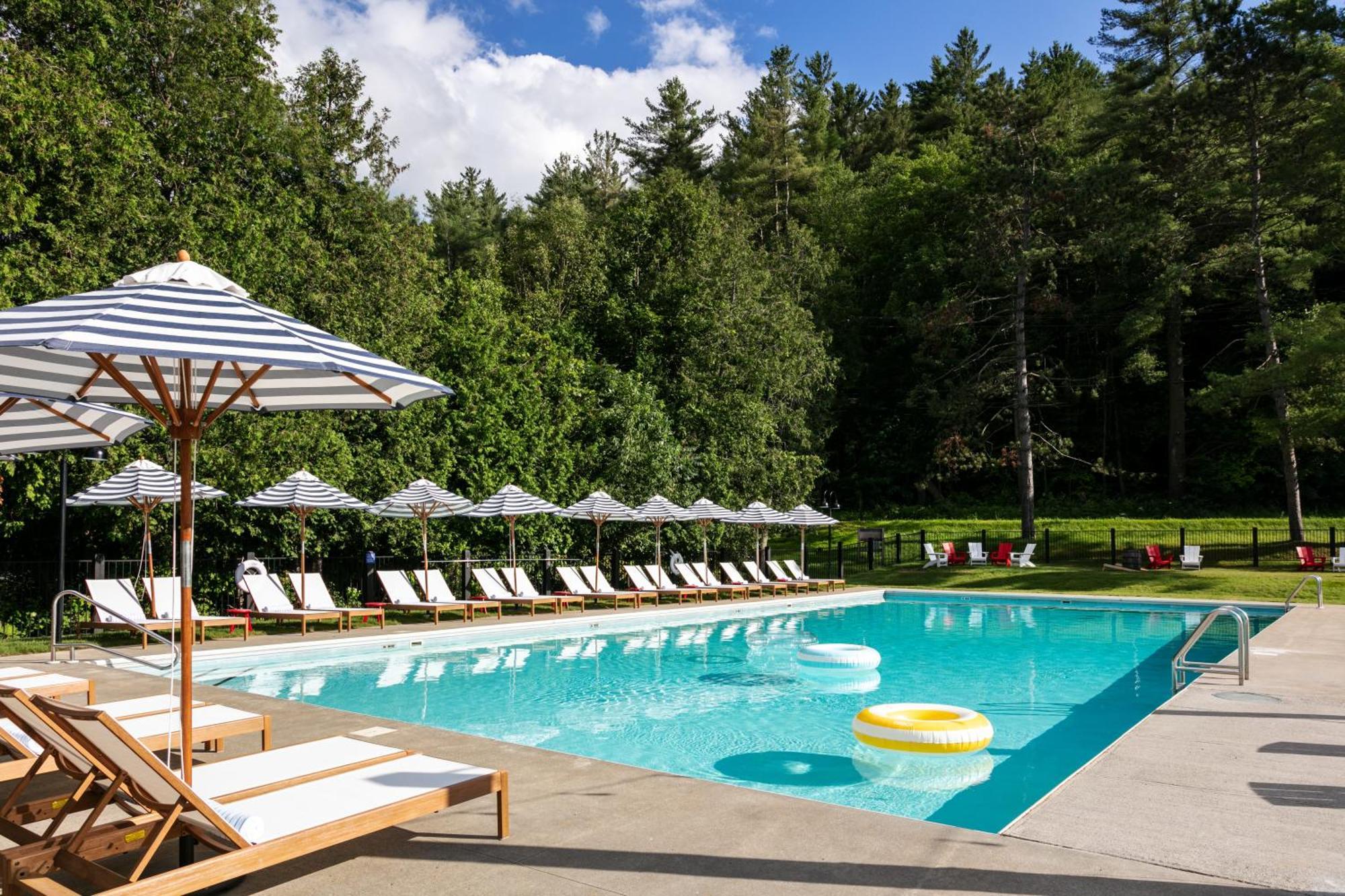 Outbound Stowe Motel Buitenkant foto